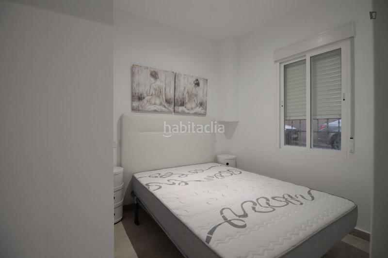 Foto b77b6b84-df19-4d8a-9825-ac59bec4d491. Lloguer apartament a Zofío Madrid