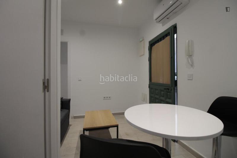 Foto 0c0d4092-3915-45bb-baa9-4411427b7616. Miete appartement in Zofío Madrid