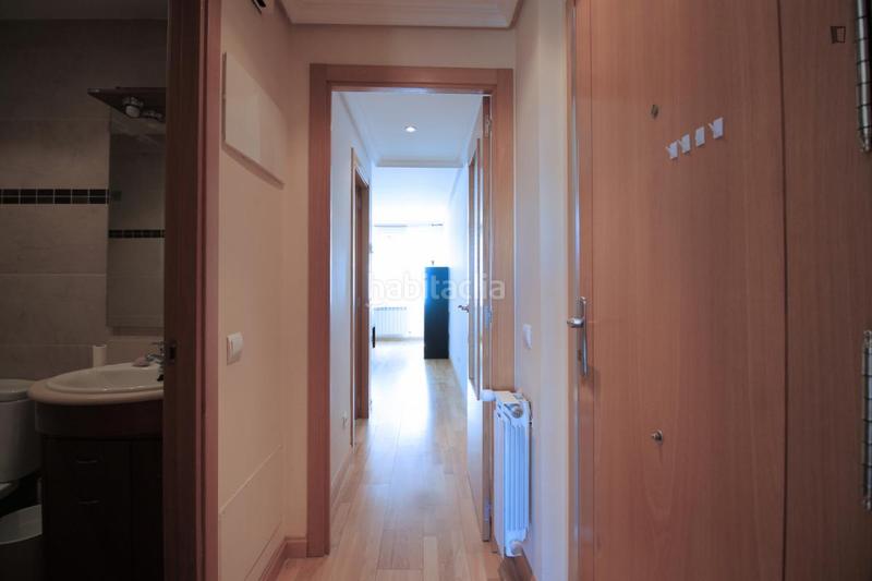 Foto 02993761-776d-48d8-a558-066915e80b94. Alquiler apartamento en Valdeacederas Madrid