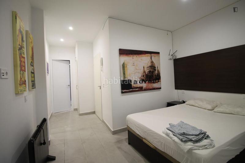 Foto 64061a93-bceb-4737-b7d6-c6218d531489. Alquiler estudio en Berruguete Madrid