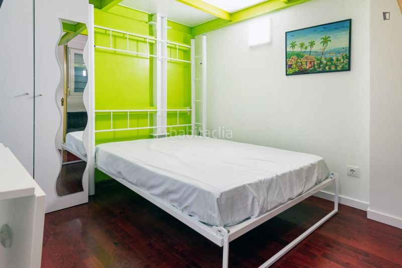 Foto cf588fad-91c6-4c10-aed0-5d5a58a2752b. Location studio dans Embajadores-Lavapiés Madrid