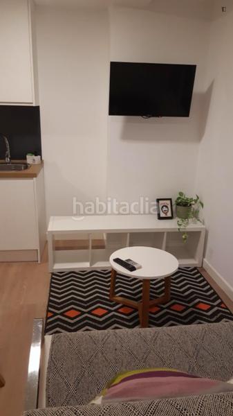Foto 07671a21-7f2e-4f9b-b610-a49c630dc9ae. Alquiler estudio en San Ildefonso Granada