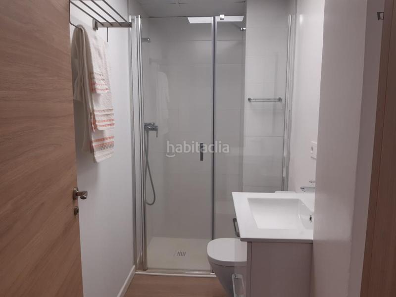 Foto 3b9be561-9e4e-496c-bb6b-36d33da3c608. Alquiler estudio en San Ildefonso Granada