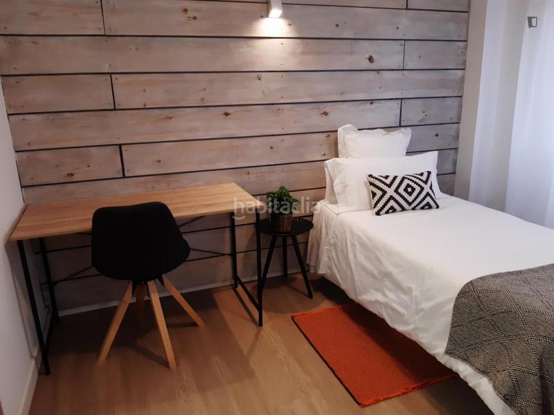 Foto 45b186dc-df0d-4ed1-8c92-7621fd14f9bd. Rent studio with heating in San Ildefonso Granada