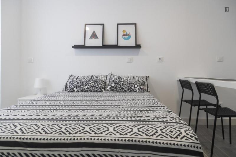 Foto a6e7beae-ac3e-47da-8de1-80fbe9d9f8a6. Location studio dans Opañel Madrid