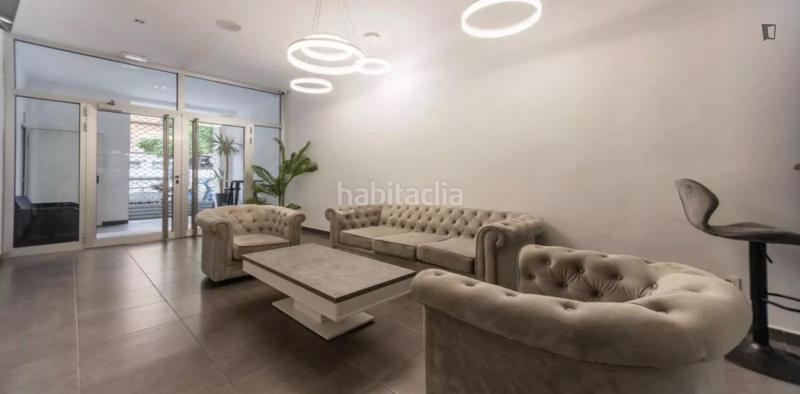 Foto eb043b2d-84ff-4076-8dba-6071fdf72f06. Alquiler estudio en Barrio Benicalap Valencia