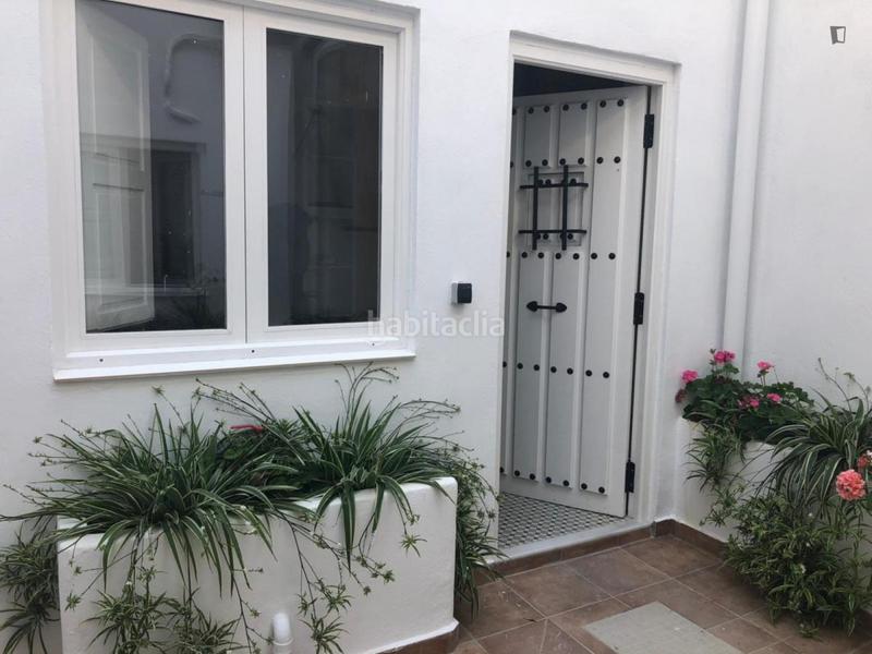 Foto af877bc2-2ee1-4ad0-839f-d0e18b34a9a4. Alquiler apartamento en Barrio Benicalap Valencia