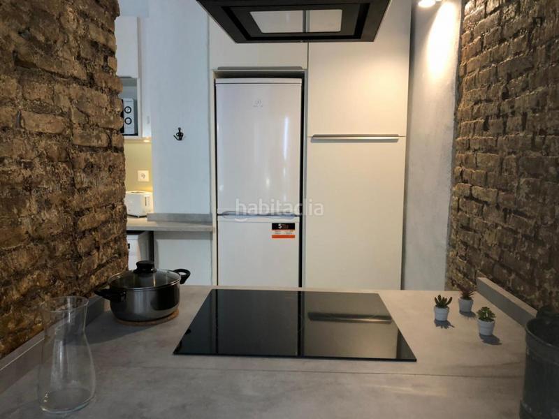 Foto d325f0cf-661e-4917-b85e-26e6a449ba71. Miete appartement in Barrio Benicalap Valencia