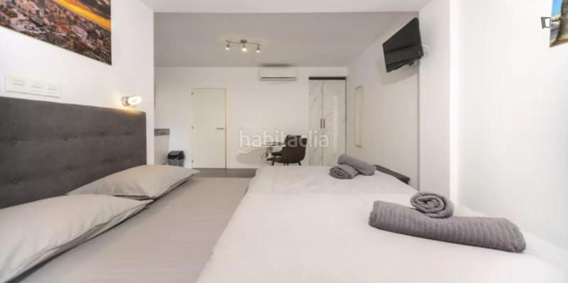 Foto c3c6e8db-b059-46cc-a256-abf8dba9b761. Rent studio with heating in Barrio Benicalap Valencia