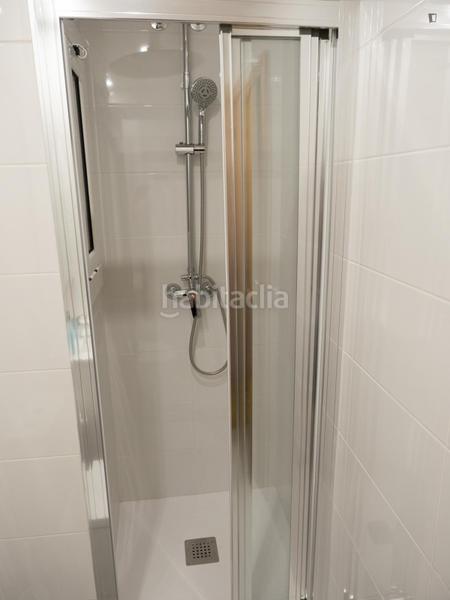 Foto ac632f05-5d01-4ceb-b741-0d0e46cd0994. Lloguer estudi a Dreta de l´Eixample Barcelona