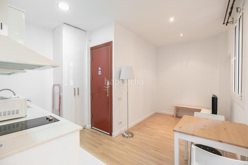 Foto 8ec9a22b-1b2e-40a1-a74f-a94a65b23e00. Alquiler apartamento en Barceloneta Barcelona