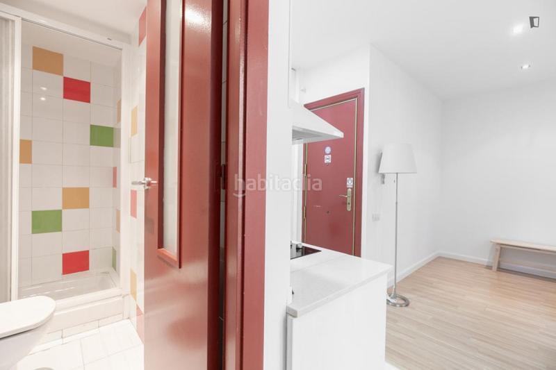 Foto 9f7d1f33-baa1-40ec-a7b9-8c0b3a8116af. Alquiler apartamento en Barceloneta Barcelona