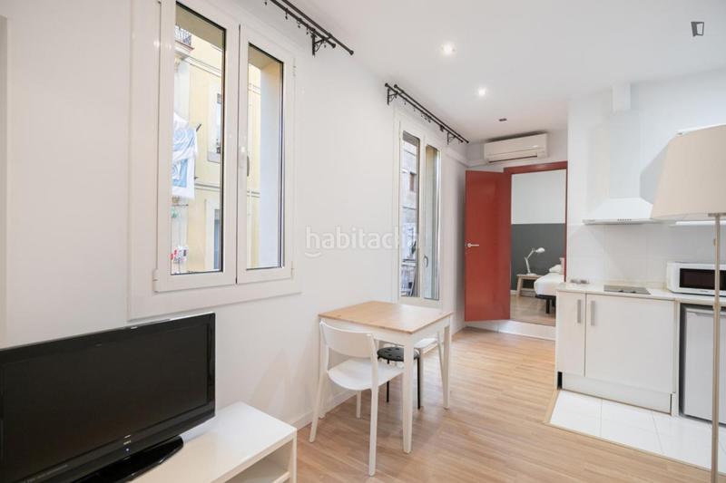 Foto ec2efcb6-10a6-4011-bdfc-24e7f14cfa11. Alquiler apartamento en Barceloneta Barcelona