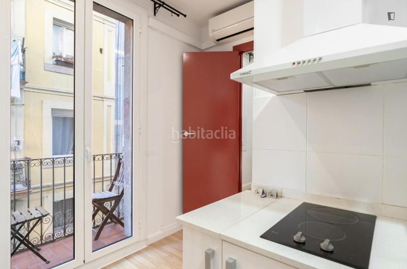 Foto f65ba446-0d28-4e40-af4e-c5f92499d316. Alquiler apartamento en Barceloneta Barcelona