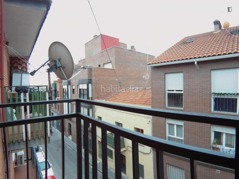 Foto 39dfb63e-631d-4c82-a757-3175cc81de80. Lloguer apartament a Zofío Madrid