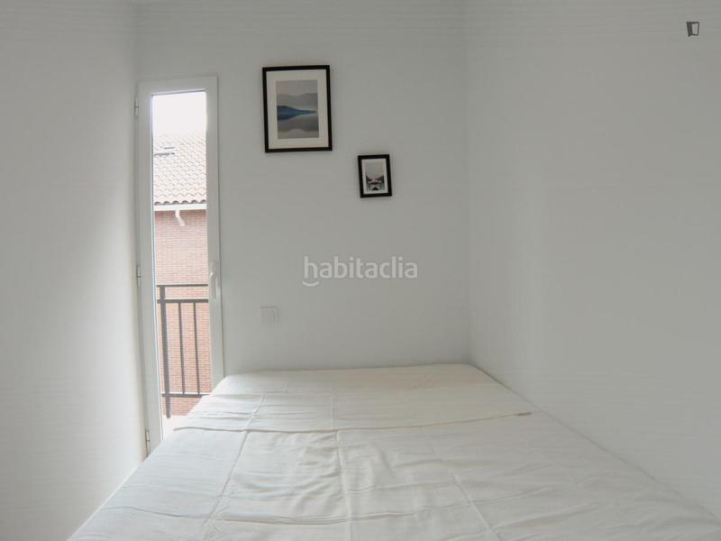Foto bdf53939-0f59-47b2-af48-b8071863623c. Miete appartement in Zofío Madrid