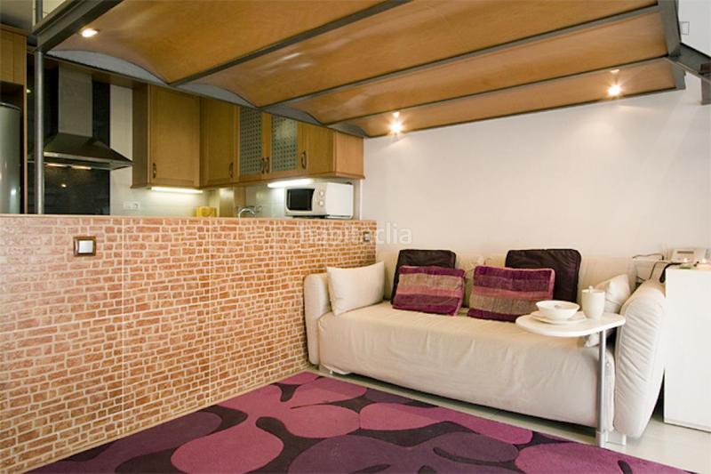 Foto dd59d2b7-5c53-4d85-b203-c141041ead51. Rent studio with heating in Raval Barcelona