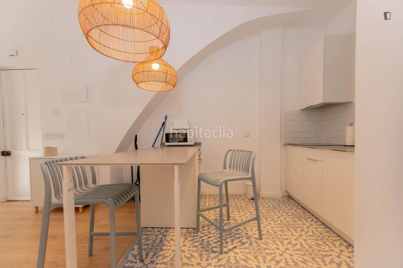 Foto df8a3ec1-9cc1-450e-afb7-036f0ba9ae88. Alquiler estudio en El Cabanyal-El Canyamelar Valencia
