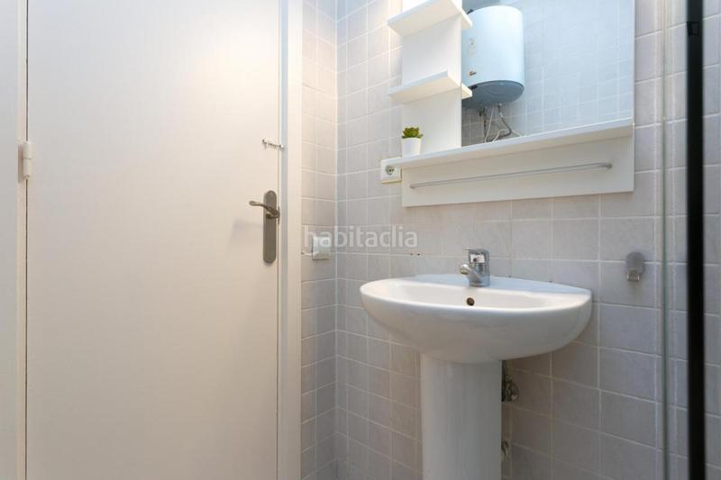 Foto 643e90f7-3d80-4b8e-ab96-571e22bdb32b. Location appartement dans Putget - Farró Barcelona