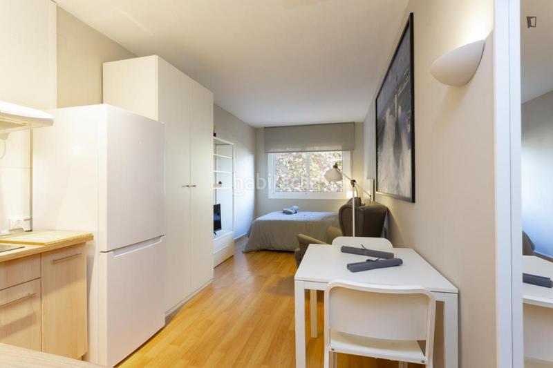 Foto 725d67d5-2894-4bb4-b8cc-e988714e7896. Location appartement dans Putget - Farró Barcelona