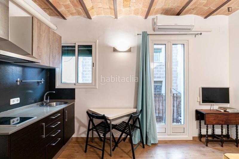 Foto e9057ee6-cb1e-4153-951e-83747786a9b5. Affitto piccolo appartamento con riscaldamento in Barcelona