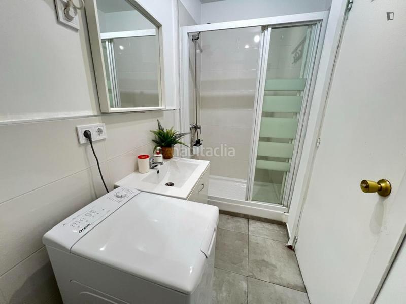 Foto 14625b10-1865-4e5a-9259-ea9327dd3b18. Affitto monolocale con riscaldamento in Arapiles Madrid