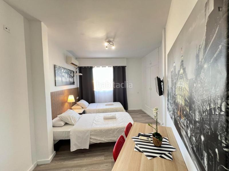 Foto 3ffb85d6-8f0e-42fd-a062-1147c606ab98. Rent studio with heating in Arapiles Madrid