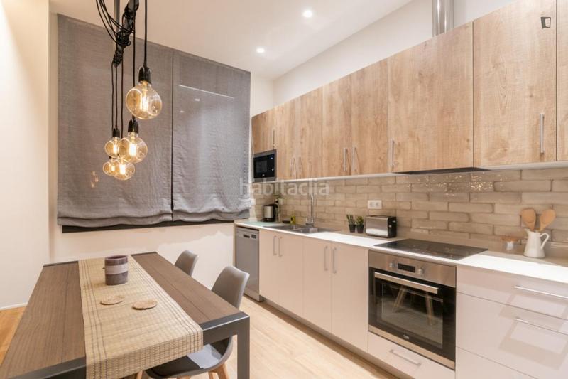 Foto 5825327c-3f18-4d4c-8e33-ad302f4c54a4. Lloguer apartament a El Camp de l´Arpa del Clot Barcelona