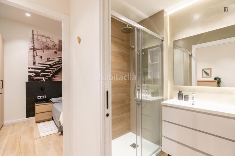 Foto 054b593d-e6c3-46c8-ad9e-196d049b7e70. Location appartement dans El Camp de l´Arpa del Clot Barcelona