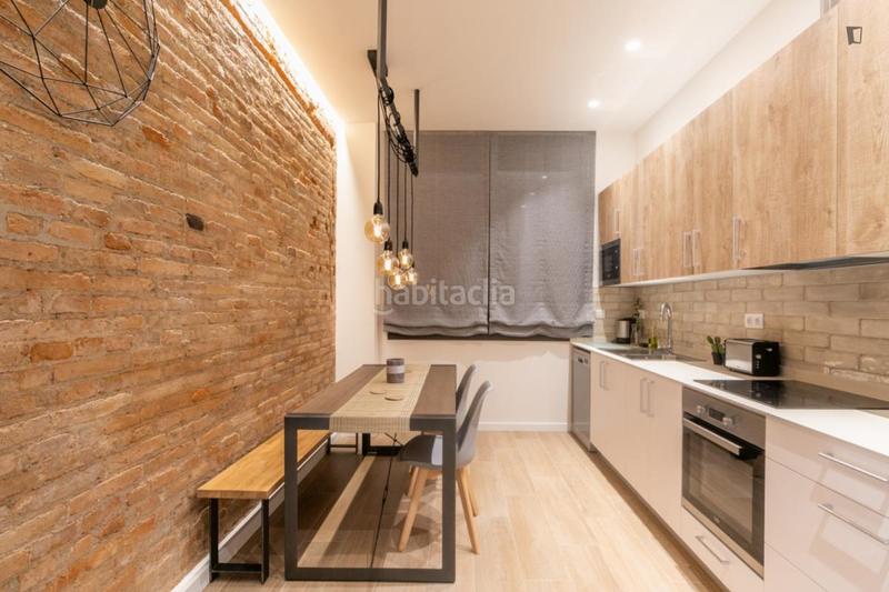 Foto 7d56d27a-e261-4e7d-8b22-2e9bf2fdfe7e. Miete appartement in El Camp de l´Arpa del Clot Barcelona