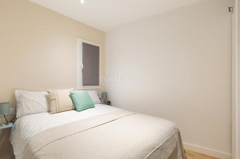 Foto 98eb3708-ee40-4340-9e0a-d4cdc5f8d049. Alquiler estudio en Sants-Badal Barcelona