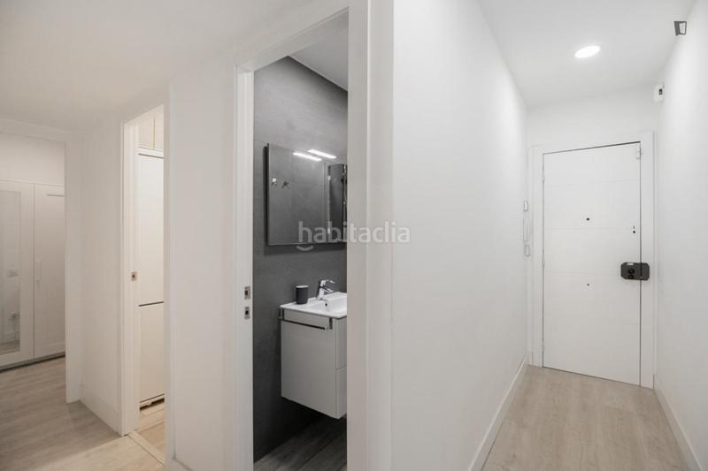 Foto f39b1482-b226-4bee-a3f9-4ae6c6c81a17. Alquiler apartamento en El Camp de l´Arpa del Clot Barcelona