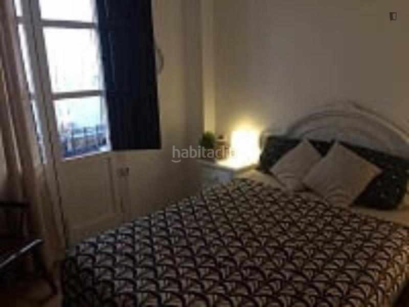 Foto cfc4b5d4-e437-479f-82a8-9e4094e6236e. Miete appartement mit heizung in Centro - Sagrario Granada