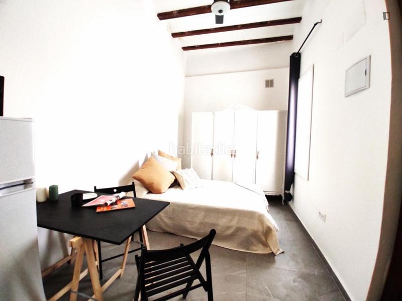 Foto a1065006-c3ff-4e1a-b3fd-a2165c94a9c5. Affitto monolocale in Barrio Benicalap Valencia
