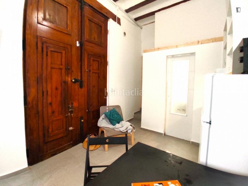 Foto 8efa67c7-8182-4841-ab76-a0b4c982c89a. Location studio dans Barrio Benicalap Valencia