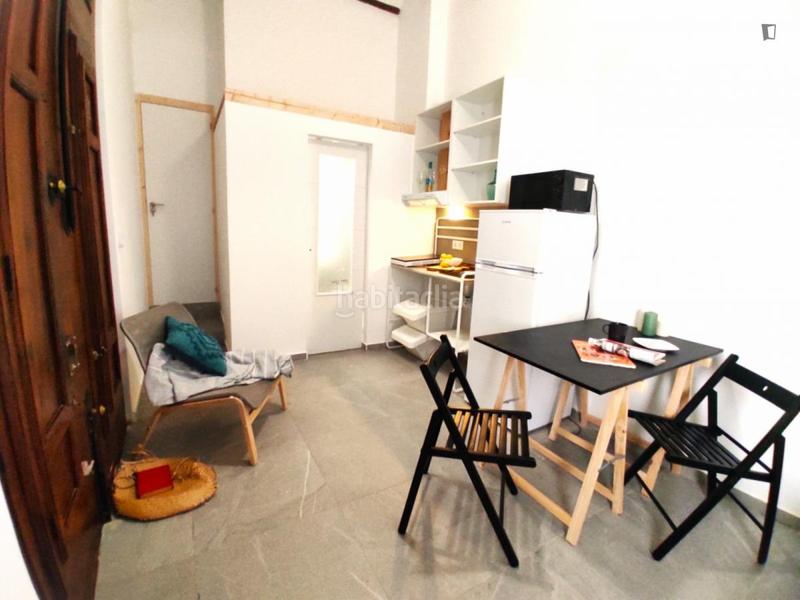 Foto 364b99b4-21e5-4b67-999a-bfed60edbb11. Rent studio in Barrio Benicalap Valencia