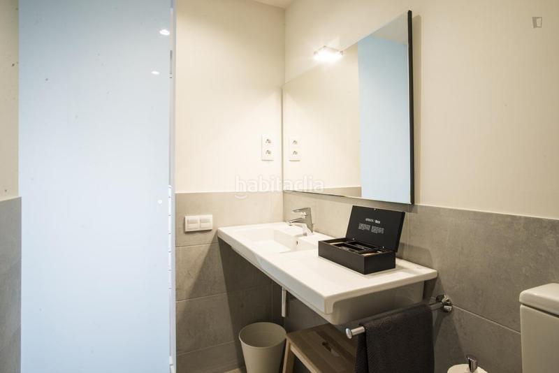Foto 0c3ce7a2-fe4e-4e25-9c1d-1ab0f0ecb162. Lloguer apartament amb calefacció a El Clot Barcelona