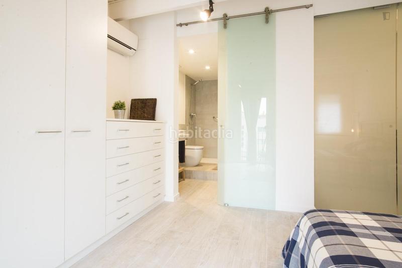 Foto 9daff221-104f-4695-8b5d-256db5df6d93. Lloguer apartament amb calefacció a El Clot Barcelona