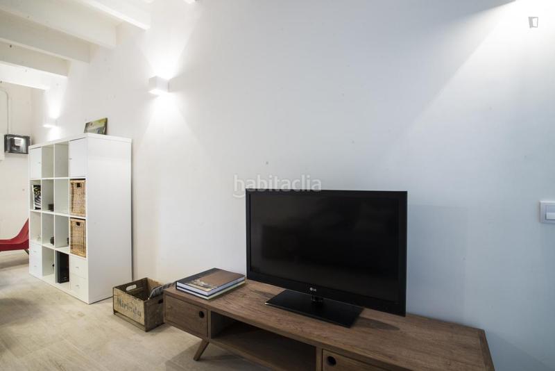 Foto f89b595b-b7c7-46aa-a5fd-5c99a2915564. Alquiler apartamento en El Clot Barcelona