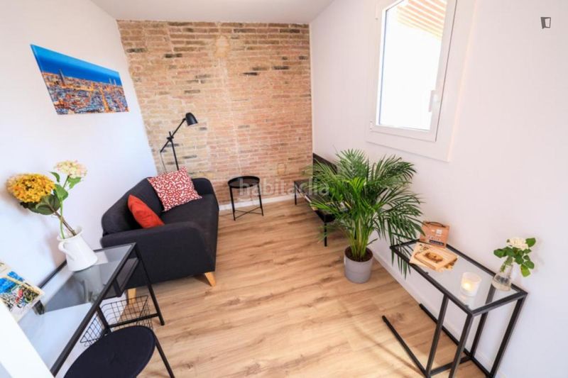 Foto d51c07a1-81db-4824-9645-5a204cb0c9af. Lloguer apartament a La Torrassa Hospitalet de Llobregat (L´)