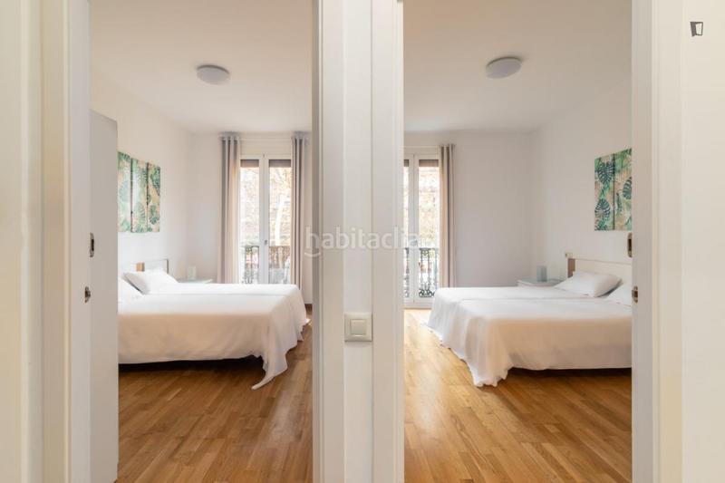 Foto 6731e9ca-0302-48fe-9df3-f40528bb1137. Alquiler apartamento en Sant Antoni Barcelona