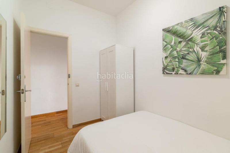 Foto ef2e2a62-1950-4715-80bc-d838d240b07d. Rent apartment with heating in Sant Antoni Barcelona