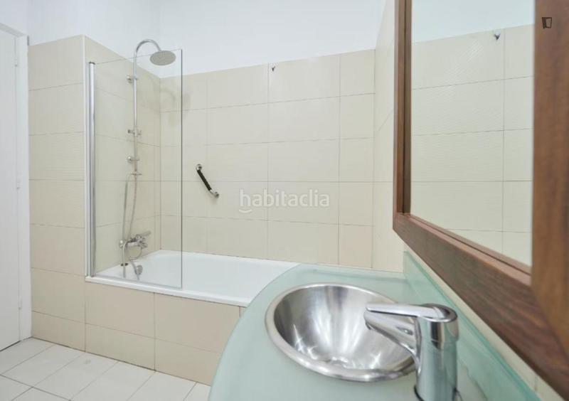 Foto 2dbd00d8-123e-4391-9ee1-574eef857460. Location appartement avec chauffage dans Sant Antoni Barcelona