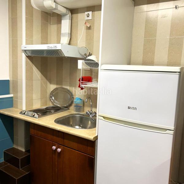 Foto 7b410982-6fa9-421d-a7ae-35f3bf1c137d. Rent studio with heating in Collblanc Hospitalet de Llobregat (L´)