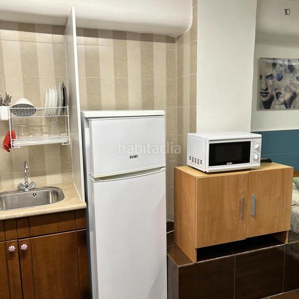 Foto 8b58cd8a-d6b6-4b2a-b403-6235832f4e96. Miete studiowohnung mit heizung in Collblanc Hospitalet de Llobregat (L´)