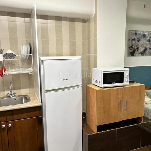 Foto eef56818-f28f-4052-b17c-7074dee8bae5. Miete studiowohnung mit heizung in Collblanc Hospitalet de Llobregat (L´)