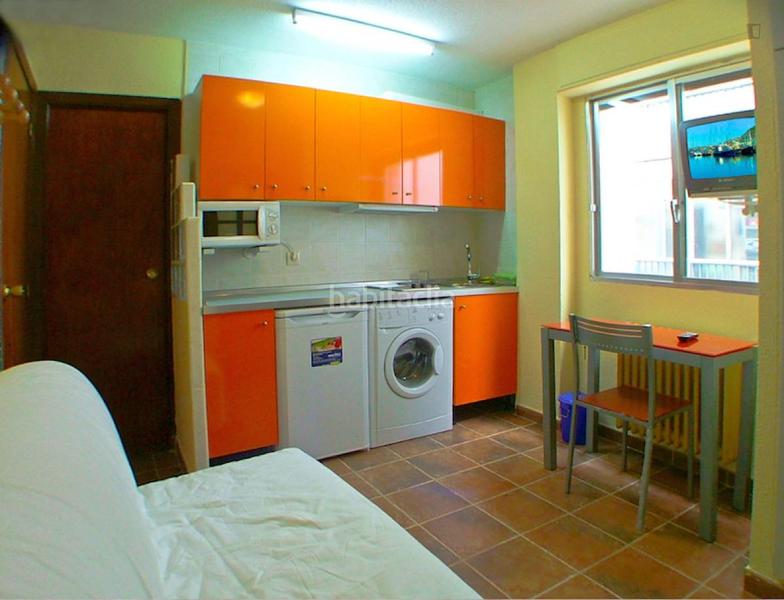 Foto 7b8daf3b-7e3c-4923-8895-4d5db98f346e. Alquiler apartamento en Garrido Sur Salamanca