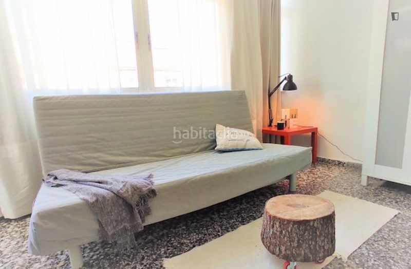 Foto 4b6f9e57-3bdb-439c-8ee8-c4e086e05cb9. Location studio dans La Creu del Grau Valencia