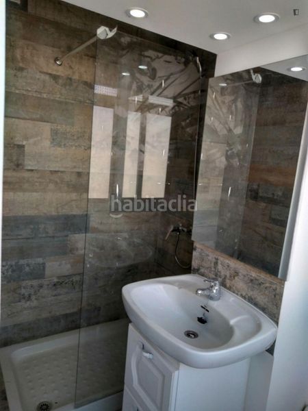 Foto 8fd8137e-6d3d-4c44-9d5e-b341735faaa4. Location studio dans La Creu del Grau Valencia
