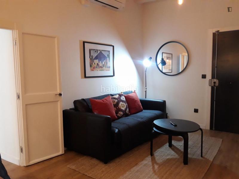 Foto 183f6c58-64a1-4cb3-aa17-81fb88722564. Lloguer apartament amb calefacció a Gòtic Barcelona
